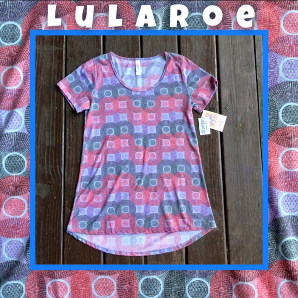 NWT—LULAROE Perfect T